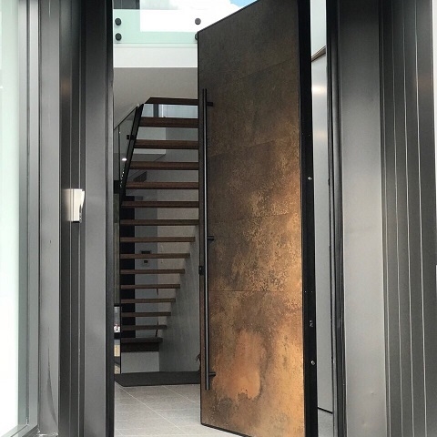 Modern aluminium front doors for homes