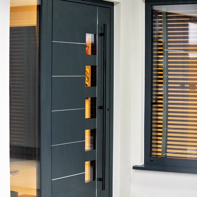 Luxury Spitfire Aluminium Entrance Door