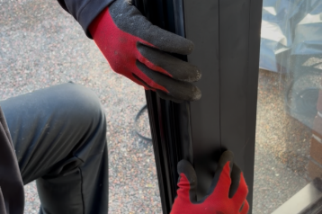 Experienced door installation team London
