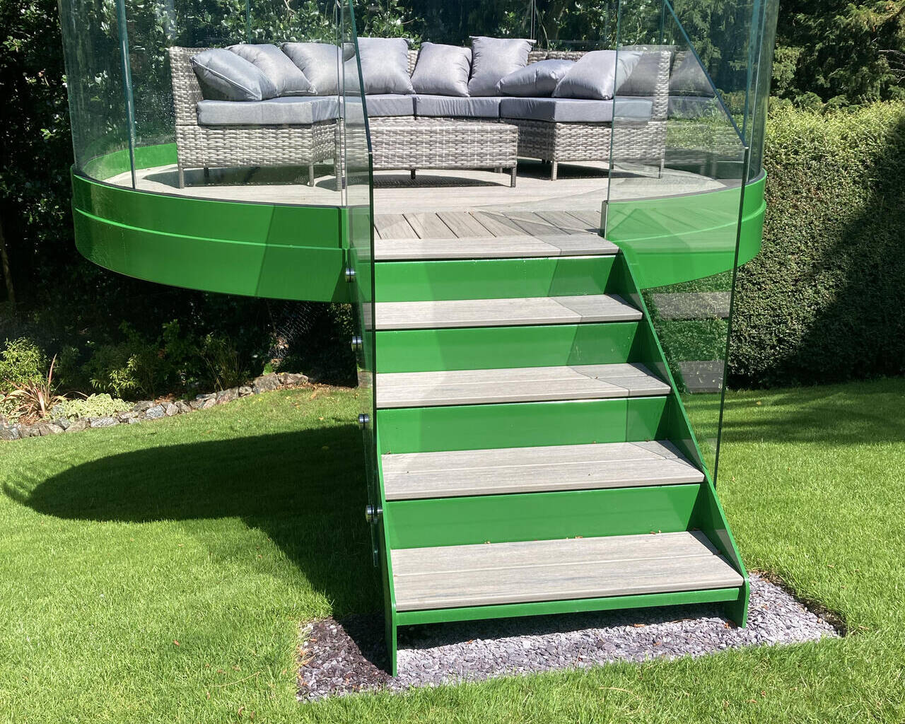 Glass Garden Stairway Balustrade Curved